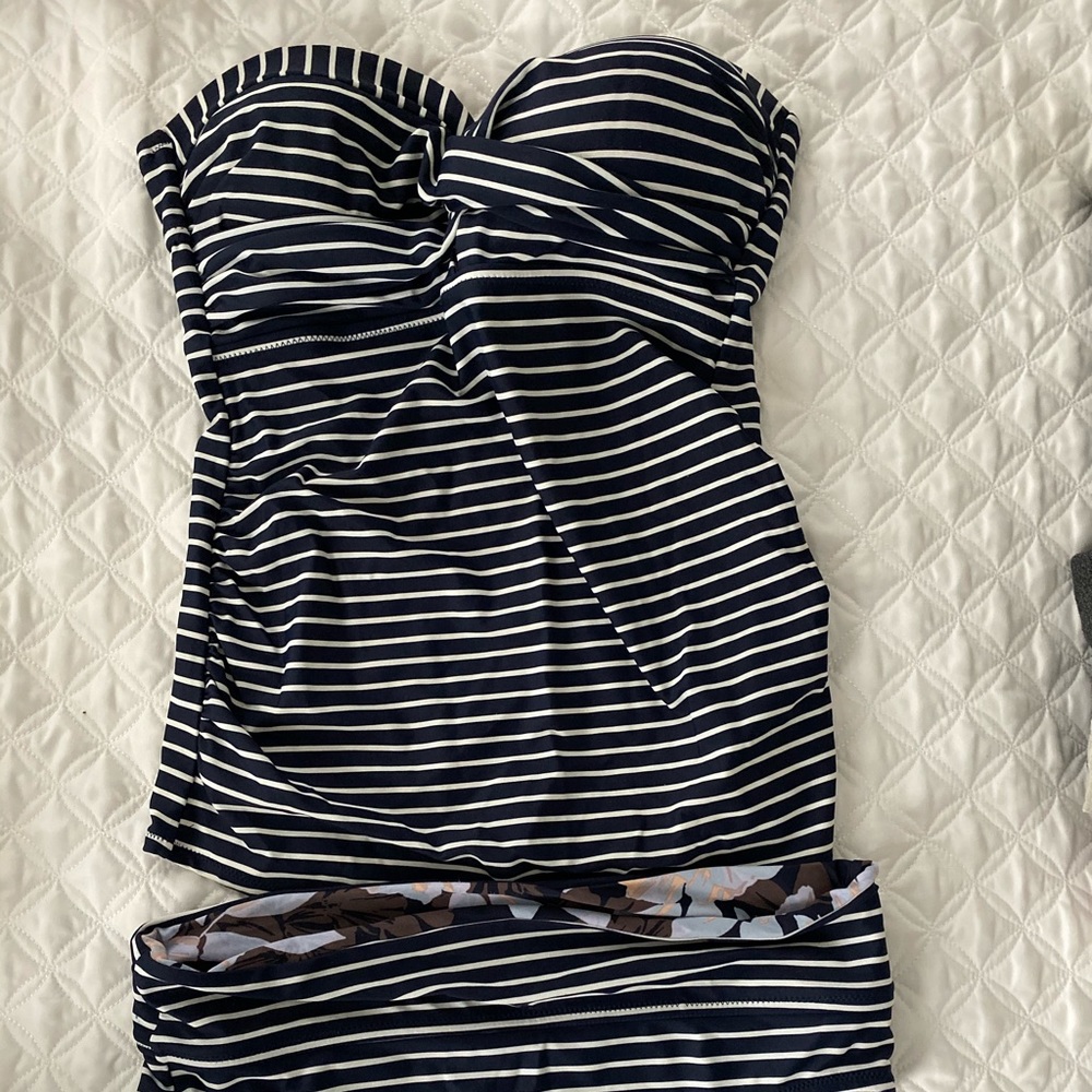 Pea in a Pod Maternity Swimsuit